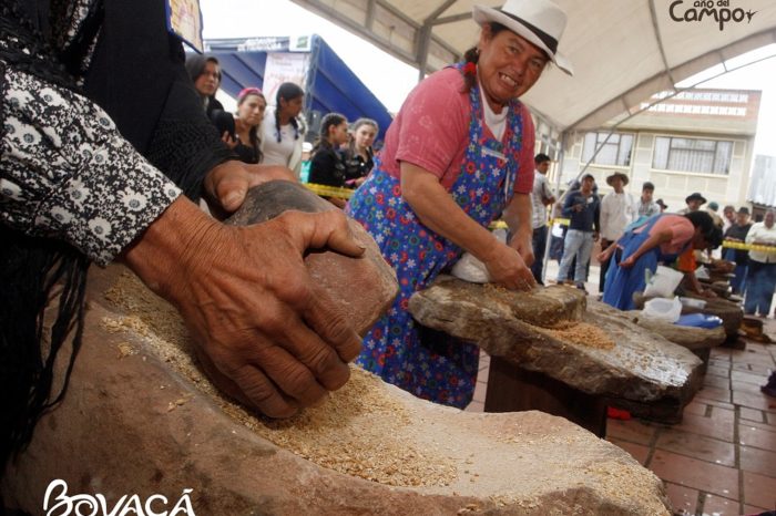 Labran la tierra, cuidan los hijos... solo dos facetas de la mujer rural