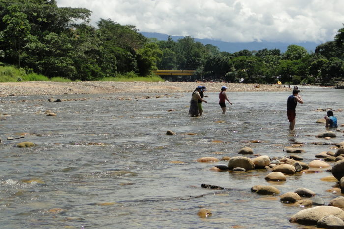 Paseo de olla en el río Humadea, Meta