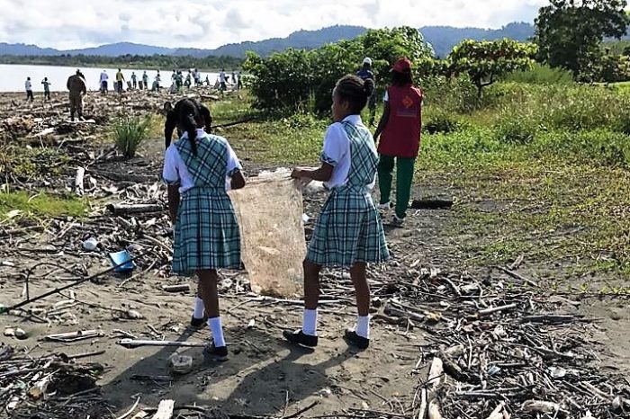 Limpiaron playas de Nuquí y El Rodadero