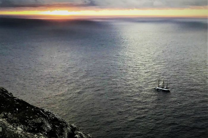 El buque Gloria visitó los parques nacionales del Pacífico