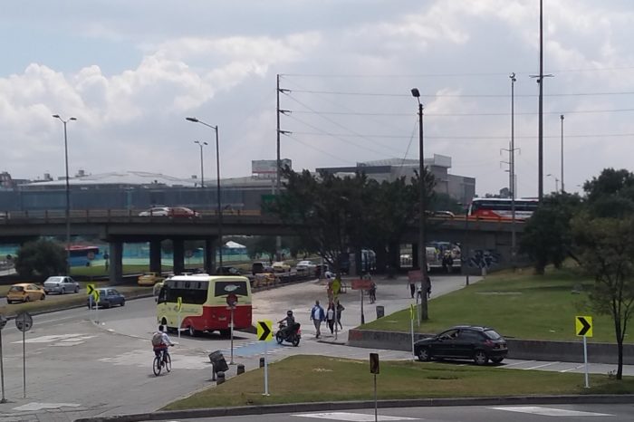 Expertos aportan decálogo para mejorar la calidad del aire en Bogotá