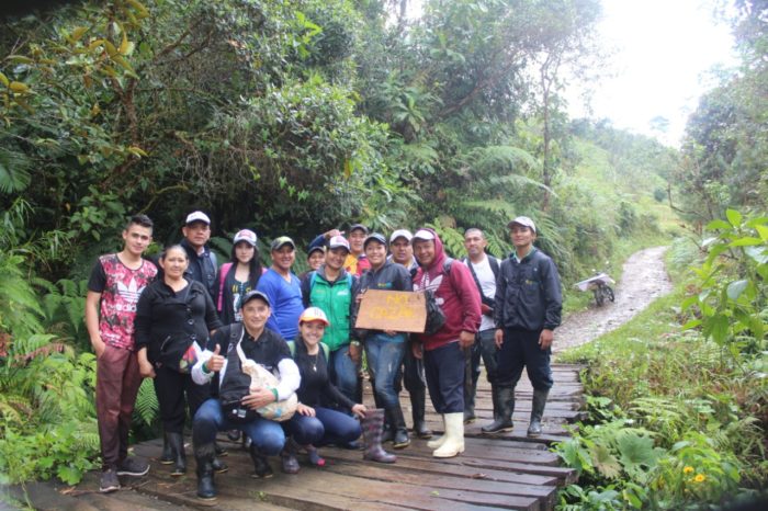 Otra de las tareas de los grupos de monitoreo es incentivar la armonía con las especies silvestres por parte de cazadores activos. Según la Corporación Autónoma Regional del Alto Magdalena, en el área ha disminuido esta actividad producto del trabajo educativo de los voluntarios. Fotografía: Leonardo Correa Herrera