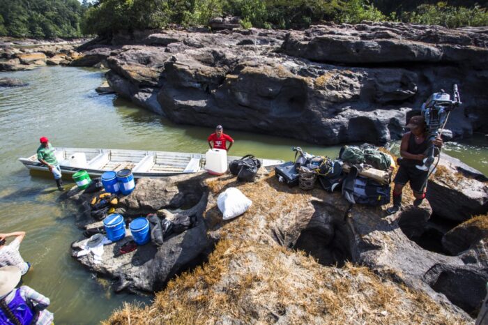 Indígenas en peligro por minería ilegal en el río Caquetá
