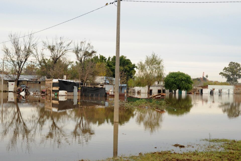 Inundaciones en zona de asentamientos. Créditos: Presidencia Uruguay