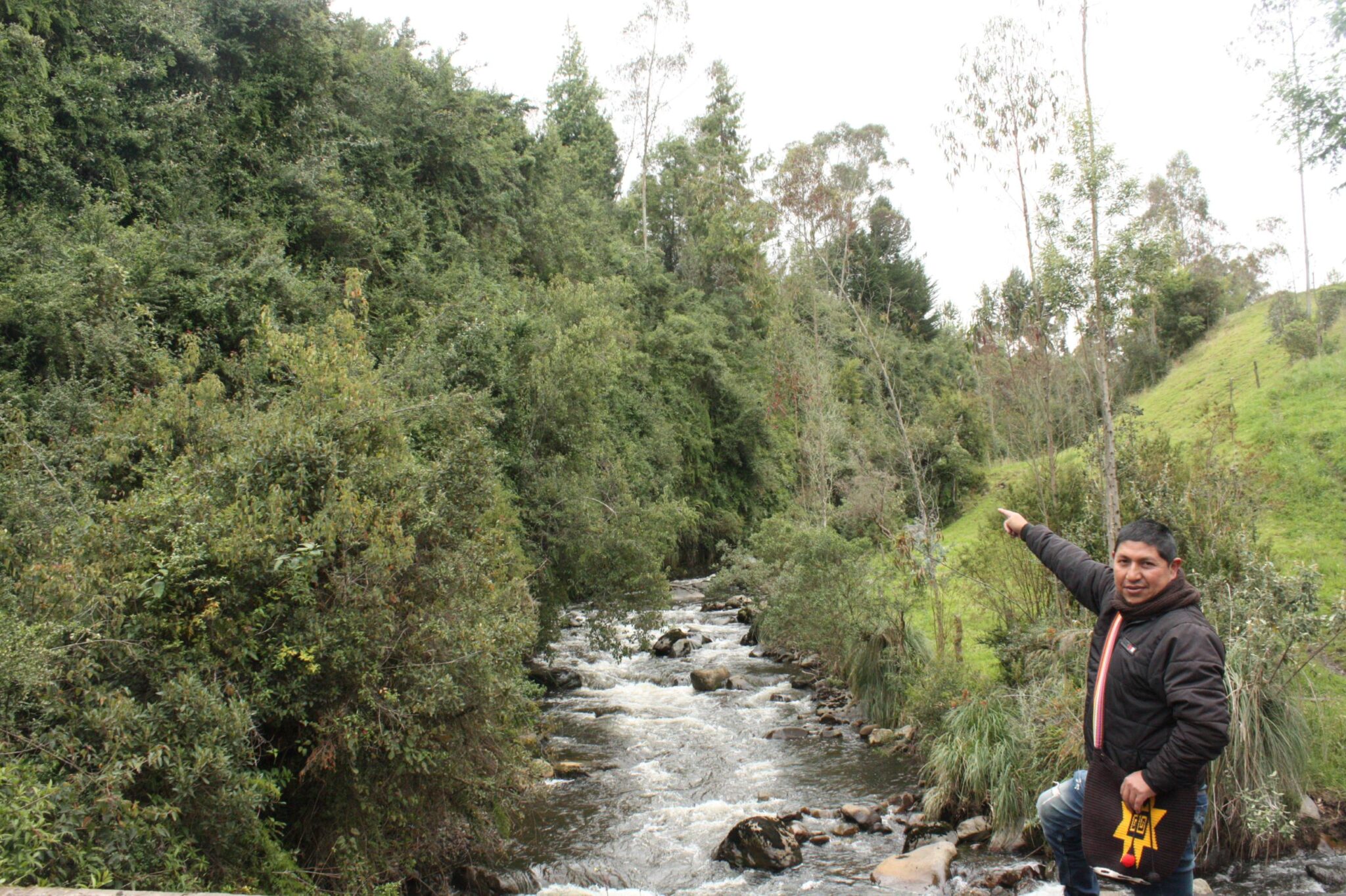 El ingeniero civil Miguel Ángel Quilismal fue uno de los integrantes del Colectivo Ambiental Cumbal que fue querellado por injuria tras firmar la acción de tutela que llevó a la suspensión del proyecto Pachamama por orden judicial. Foto: Andrés Bermúdez Liévano.