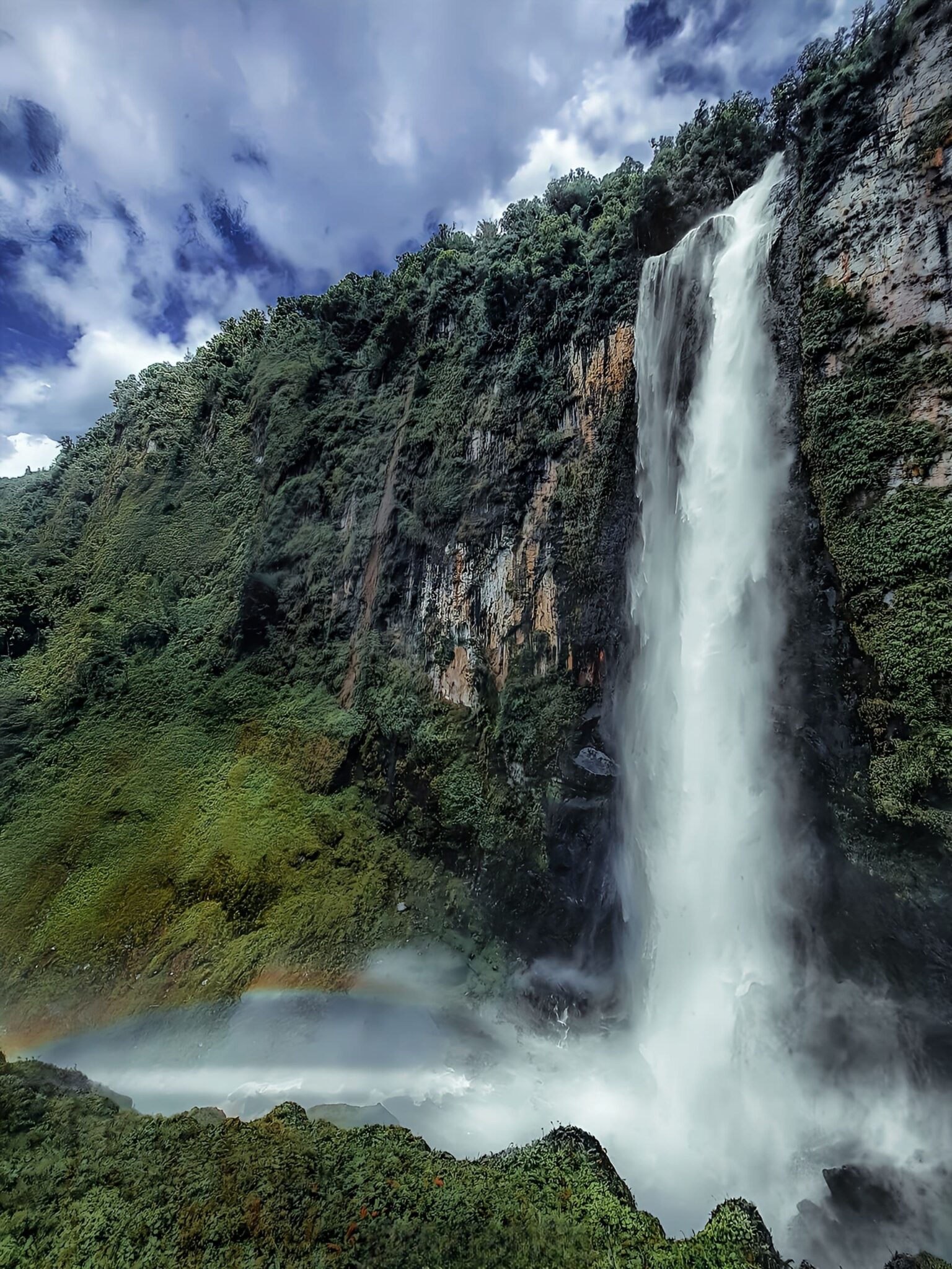 Ganadora recurso hídrico. Fundación Merenberg de La Plata. Mensaje: Cascada La Candelaria