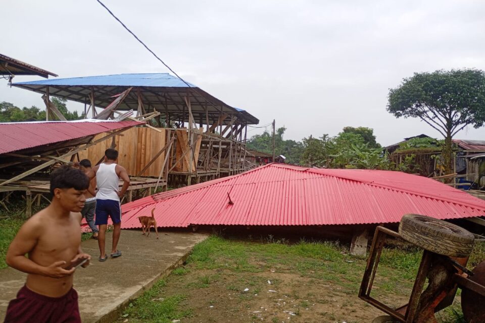 Indígenas wounaan piden ayuda para reconstruir su caserío